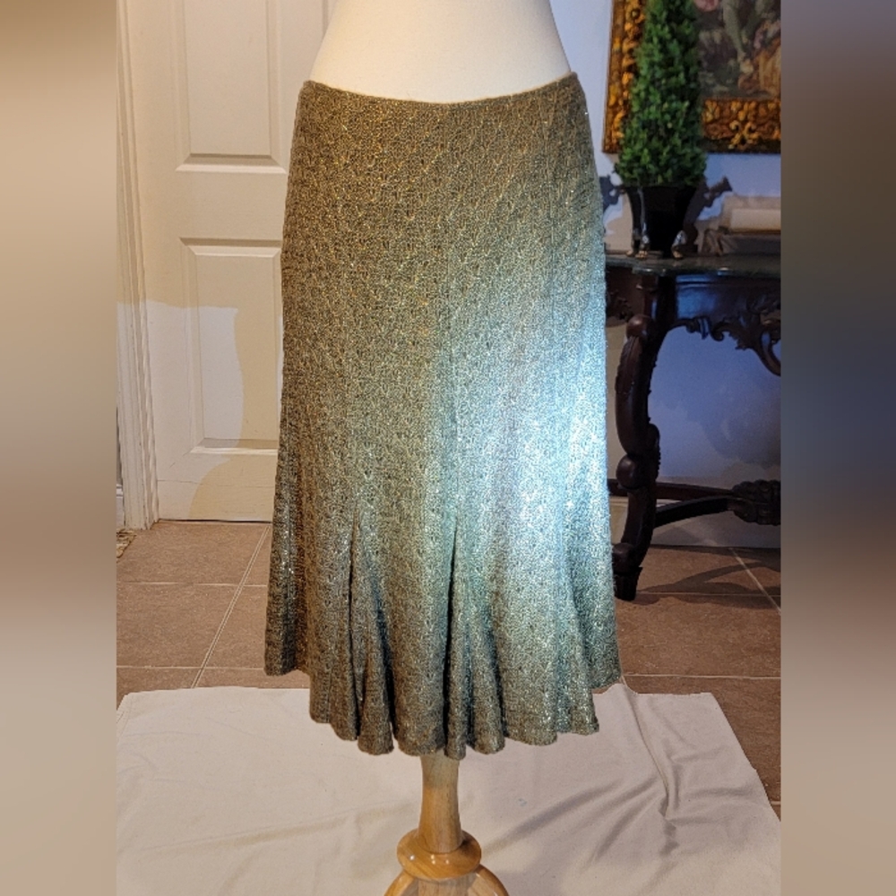 Lafayette 148 Metallic Knit Skirt – Size 6 – Impeccable Condition